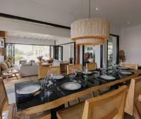 Villa The Beach Villa Cemagi, Zona de comedor